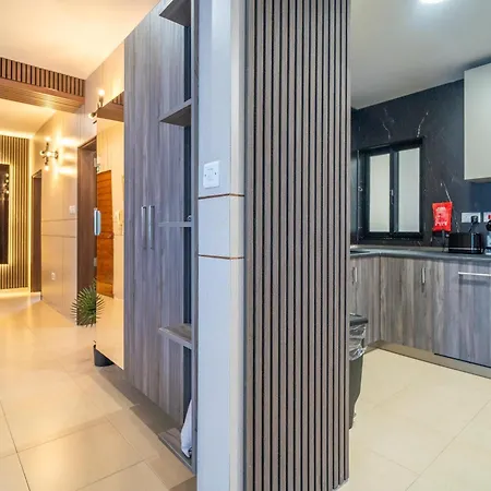 3br Designer With Outdoor Space, Wifi & Ac By 360 Estates *