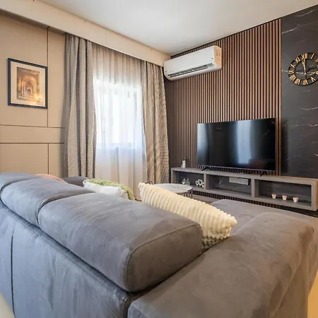 3br Designer With Outdoor Space, Wifi & Ac By 360 Estates Apartamento *