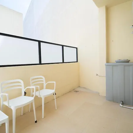 Apartamento 3br Designer With Outdoor Space, Wifi & Ac By 360 Estates *