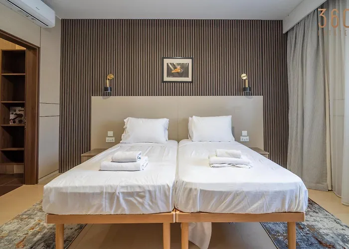 Διαμέρισμα 3br Designer With Outdoor Space, Wifi & Ac By 360 Estates *