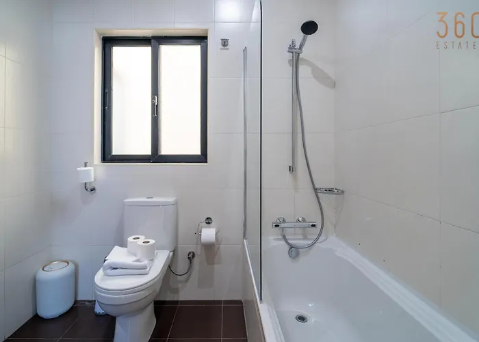 3br Designer With Outdoor Space, Wifi & Ac By 360 Estates * Ta' Penza